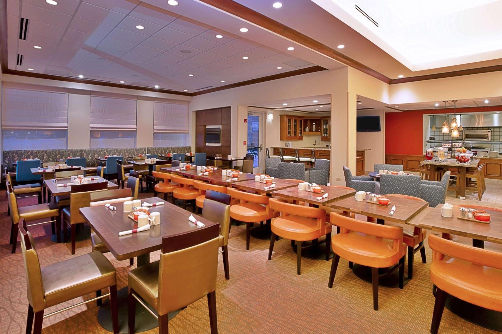 Hilton Garden Inn Chicago/Midway Airport Bedford Park Exterior foto