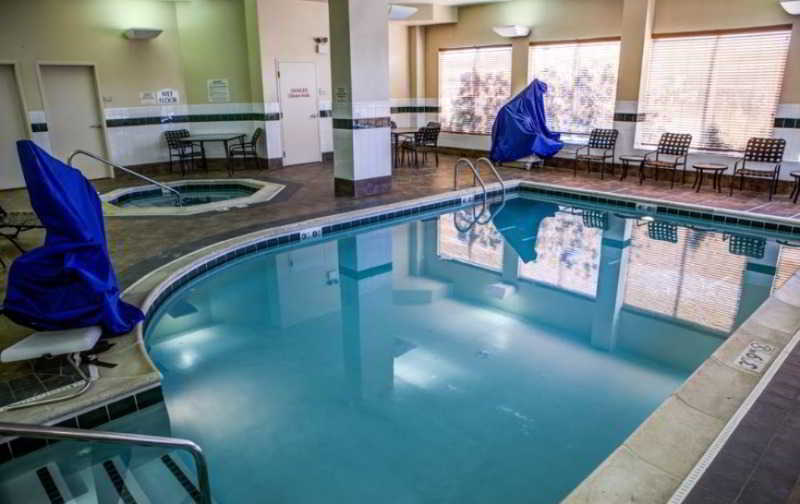 Hilton Garden Inn Chicago/Midway Airport Bedford Park Exterior foto